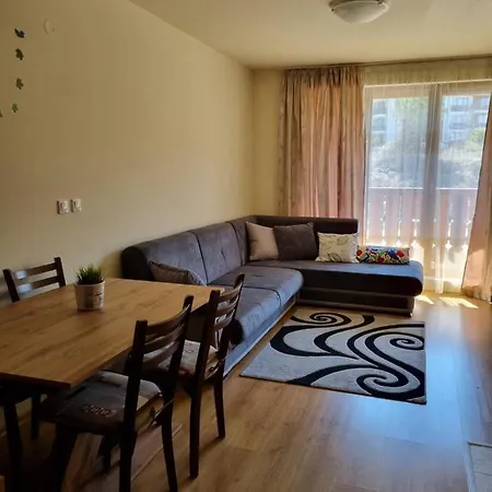 G-apartment, New Inn, 2-rooms Daire Bansko
